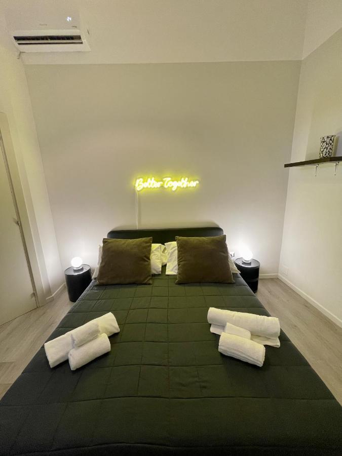 4 Balconi Rooms Paladini B&B E Appartamenti Lecce Exteriér fotografie