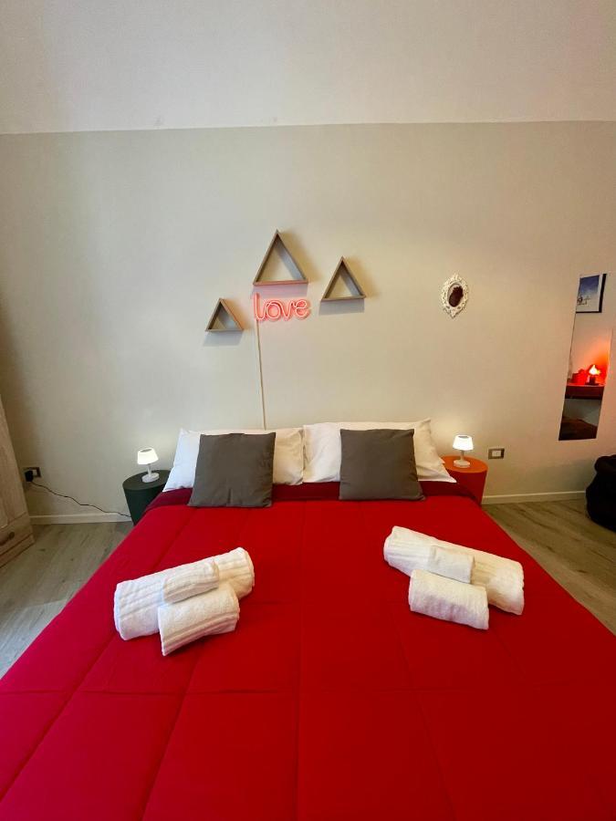 4 Balconi Rooms Paladini B&B E Appartamenti Lecce Exteriér fotografie