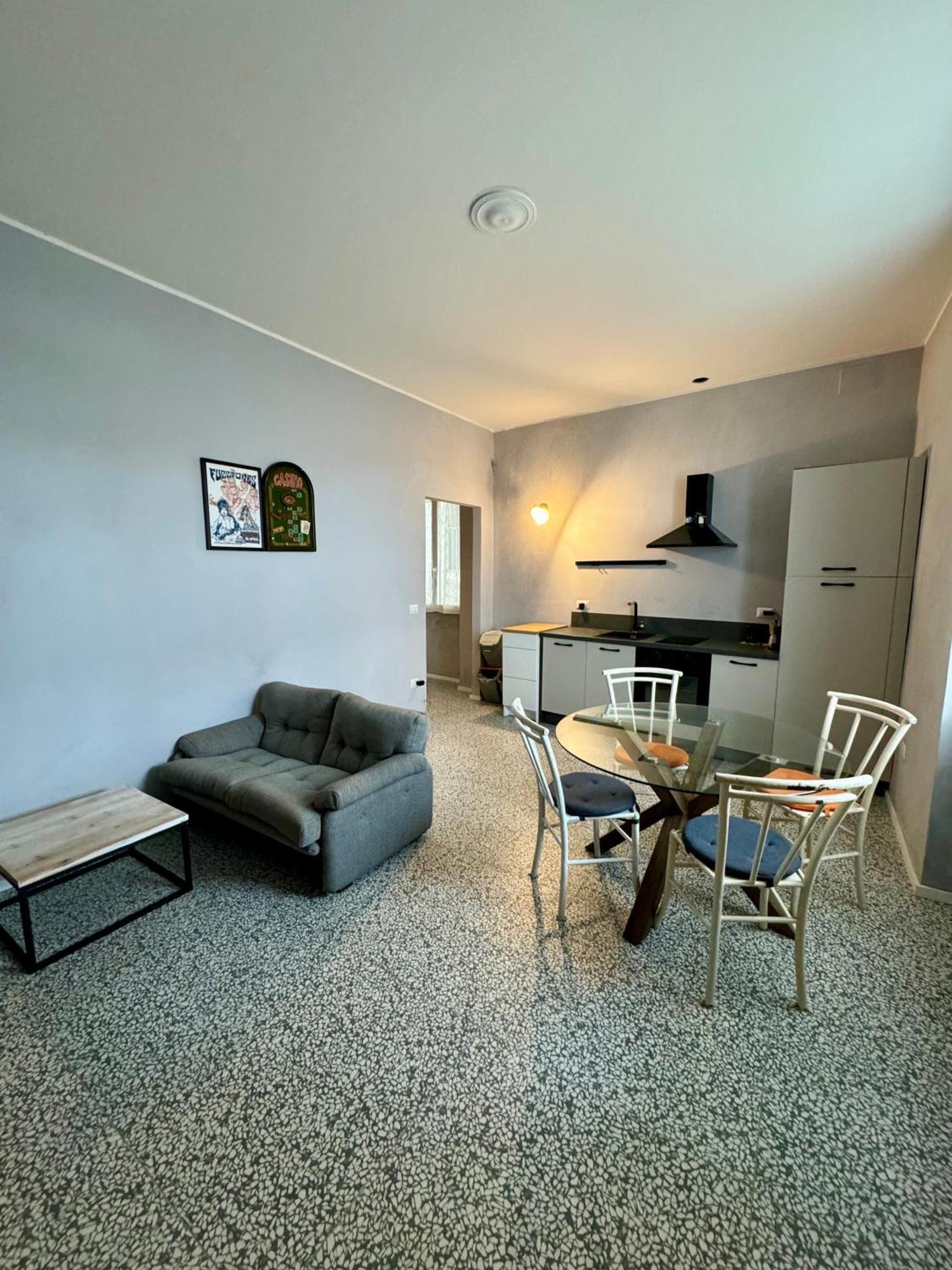 4 Balconi Rooms Paladini B&B E Appartamenti Lecce Exteriér fotografie